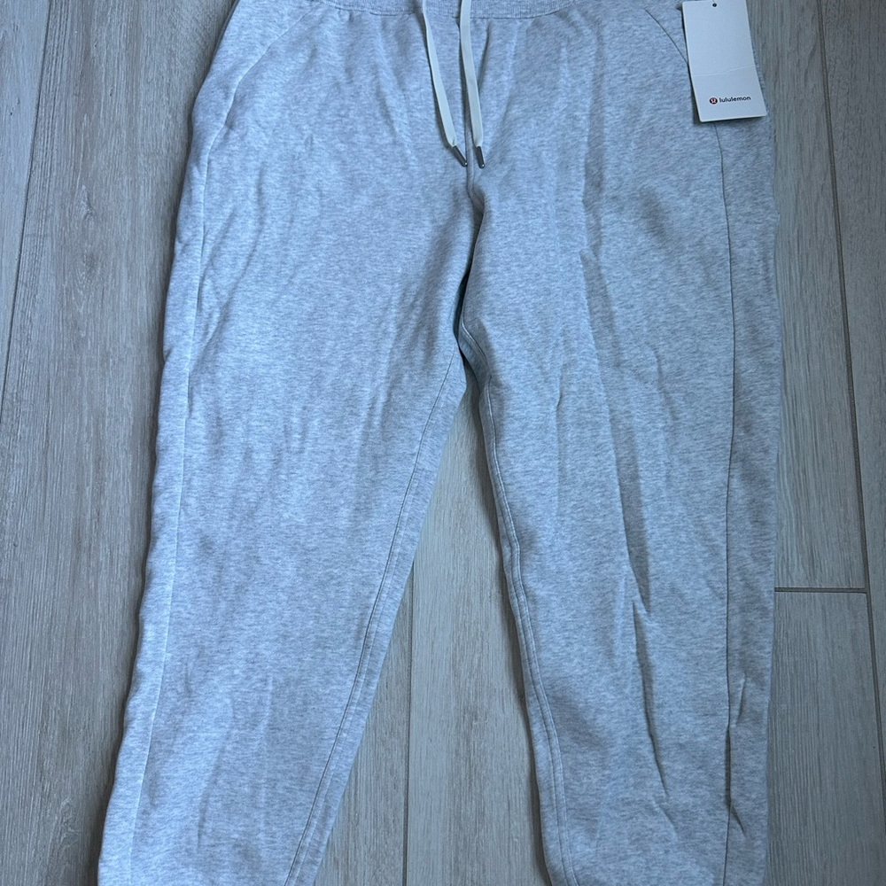 NWT Lululemon Scuba High Rise Joggers size 14 - Picture 4 of 6